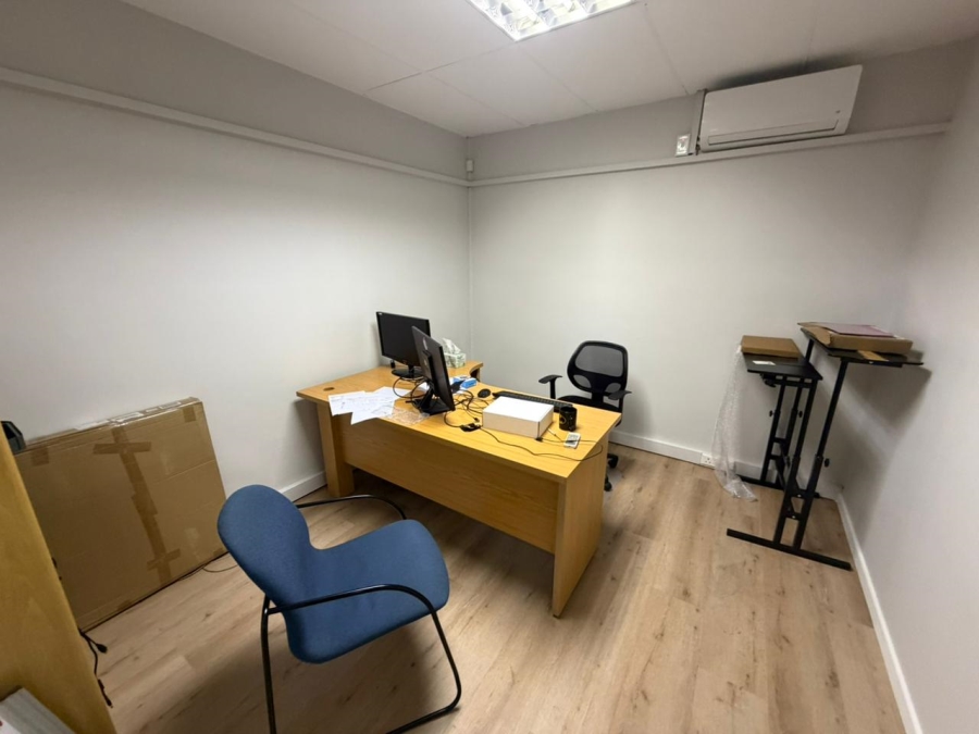 To Let Commercial Property for Rent in Marconi Beam Industria Western Cape